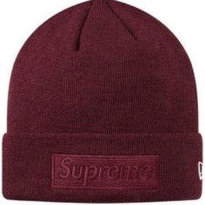 SUPREME BEANIE